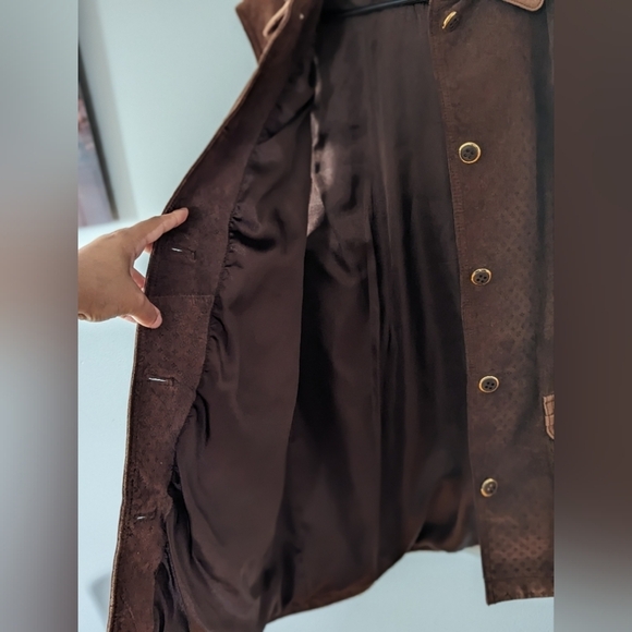 VINTAGE Brown Suede Sleeveless Jacket with Collar - Picture 7 of 11
